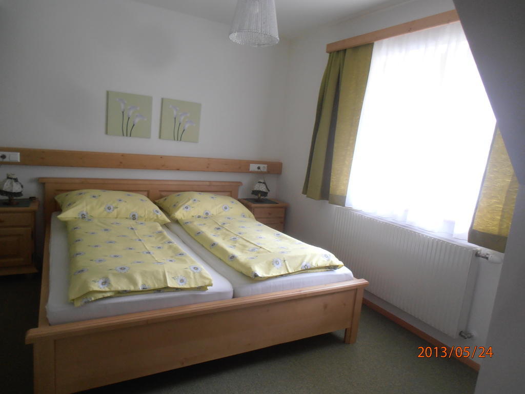 Huberbauer Villa Johnsbach Kamer foto